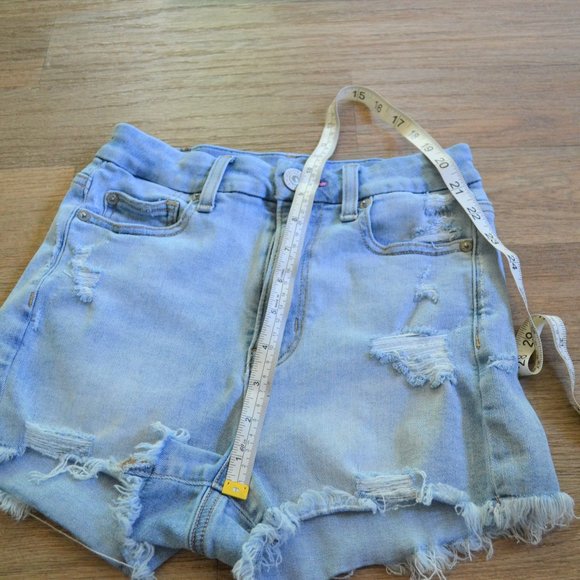 American Eagle Curvy Hi-rise Light Wash Rainbow Pride Shorts Size 00 - Picture 4 of 7